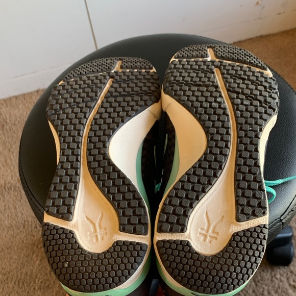 Kuru Sneakers Women’s size‎ 10 - Picture 4 of 5